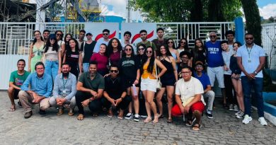 Estudantes da UNEB Caetité, conhecem patrimônio arquitetônico de Valença