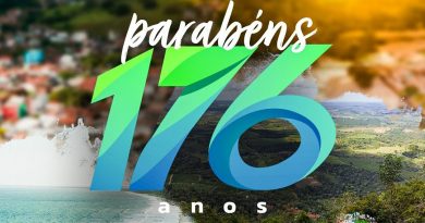 Valença celebra 176 anos com ato cívico e missa na igreja do Amparo