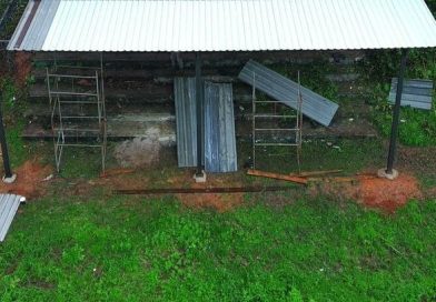 Prefeitura de Valença valoriza o esporte e garante cobertura da arquibancada na Praça de esportes Henrique Pereira