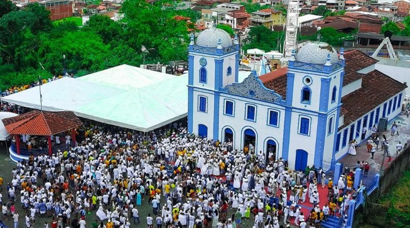 Prefeitura de Valença realiza a maior Lavagem do Amparo da história