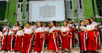 Cantata de Natal da Prefeitura de Valença emociona público com noite de música, fé e celebração
