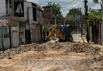 Obras transformam Rua Alagoas e preparam a via para pavimentação asfáltica