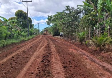 Valença avança na infraestrutura com recuperação de estradas rurais e reforço da sinalização viária