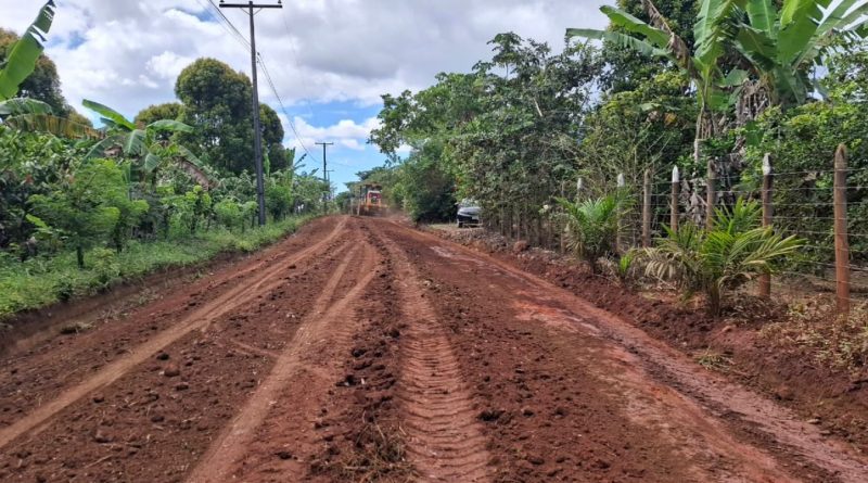 Valença avança na infraestrutura com recuperação de estradas rurais e reforço da sinalização viária